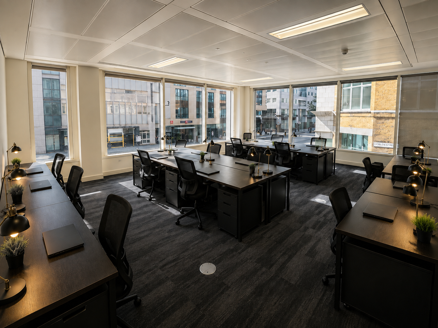 Falstaff · 18–20 Desks